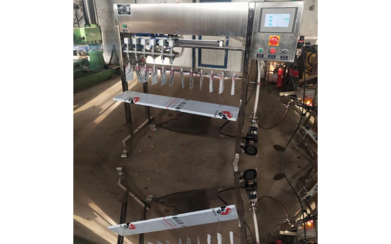 六頭自立袋灌裝機