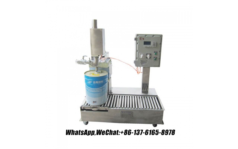 高精度半自動液體灌裝機